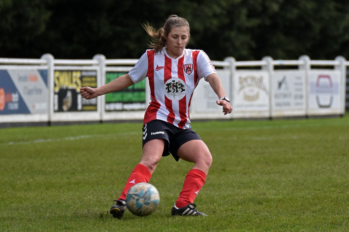 𝗟𝗮𝗱𝗶𝗲𝘀 𝗜𝗻 𝗔𝗰𝘁𝗶𝗼𝗻 𝗧𝗼𝗻𝗶𝗴𝗵𝘁 3 games left for the ladies with the first tonight away at Old Malton St Mary’s. The ladies are sponsored by Bertie Blossoms.