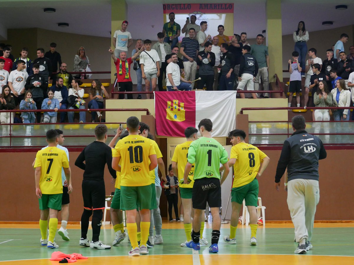 AtlHonrubia's tweet photo. Volvemos a casa este Sábado, queremos recuperarnos de la derrota y que nuestra gente disfrute del equipo os esperamos este finde! 

⚔️Ciudad de Guadalajara B
🏟Joaquín Peiro
⏰️19:00

#OrgulloAmarillo https://t.co/plXjdiVy1O