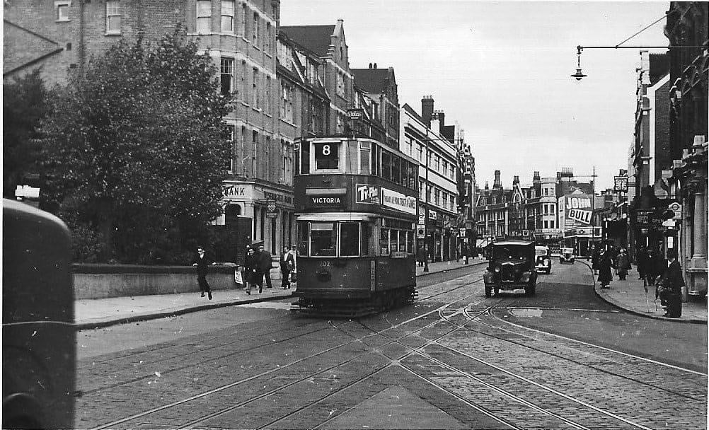 #ThrowbackThursday for this week, number 8 tram in Streatham High Road #StreathamHistory