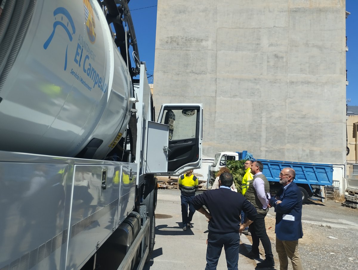 🚛💧El Ayuntamiento de #ElCampello adquiere un nuevo camión para labores de saneamiento 
@rafagalvaurios @JuanjoBerenguer Lee AQUÍ elcampello.es/index.php?s=no…