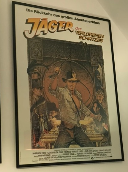 @DrewStruzan @MarkHamill @starwars Had a chance to pick up the 1977 poster many, many years ago but went for a German Raiders poster instead as I could only afford to purchase one. Have regretted it ever since. At least I have the 1987 version (signed by the great man himself)