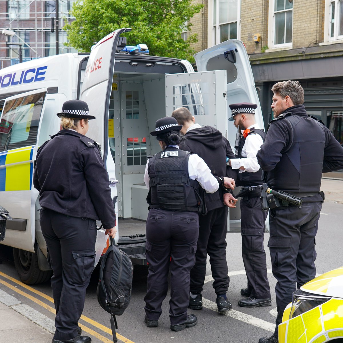 Eagle-eyed local officers in Wood Green spotted a robbery suspect when driving back to the police station after a call. They swiftly apprehended the man - he was arrested and taken in to custody. Proactive local policing in action #MyLocalMet
