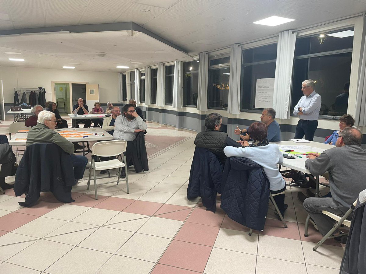 PS Castanet (@pscastanet31) on Twitter photo Échanges productifs lors de la nouvelle rencontre des sections <a href="/socialistes31/">Parti socialiste de la Haute-Garonne</a> du Sicoval:
-tables-rondes sur la transition sociétale, économique, écologique & démographique de nos territoires.
-préparation des prochaines réunions publiques
-élections
Mobilisation et actions🌹 Échanges productifs lors de la nouvelle rencontre des sections <a href="/socialistes31/">Parti socialiste de la Haute-Garonne</a> du Sicoval:
-tables-rondes sur la transition sociétale, économique, écologique & démographique de nos territoires.
-préparation des prochaines réunions publiques
-élections
Mobilisation et actions🌹