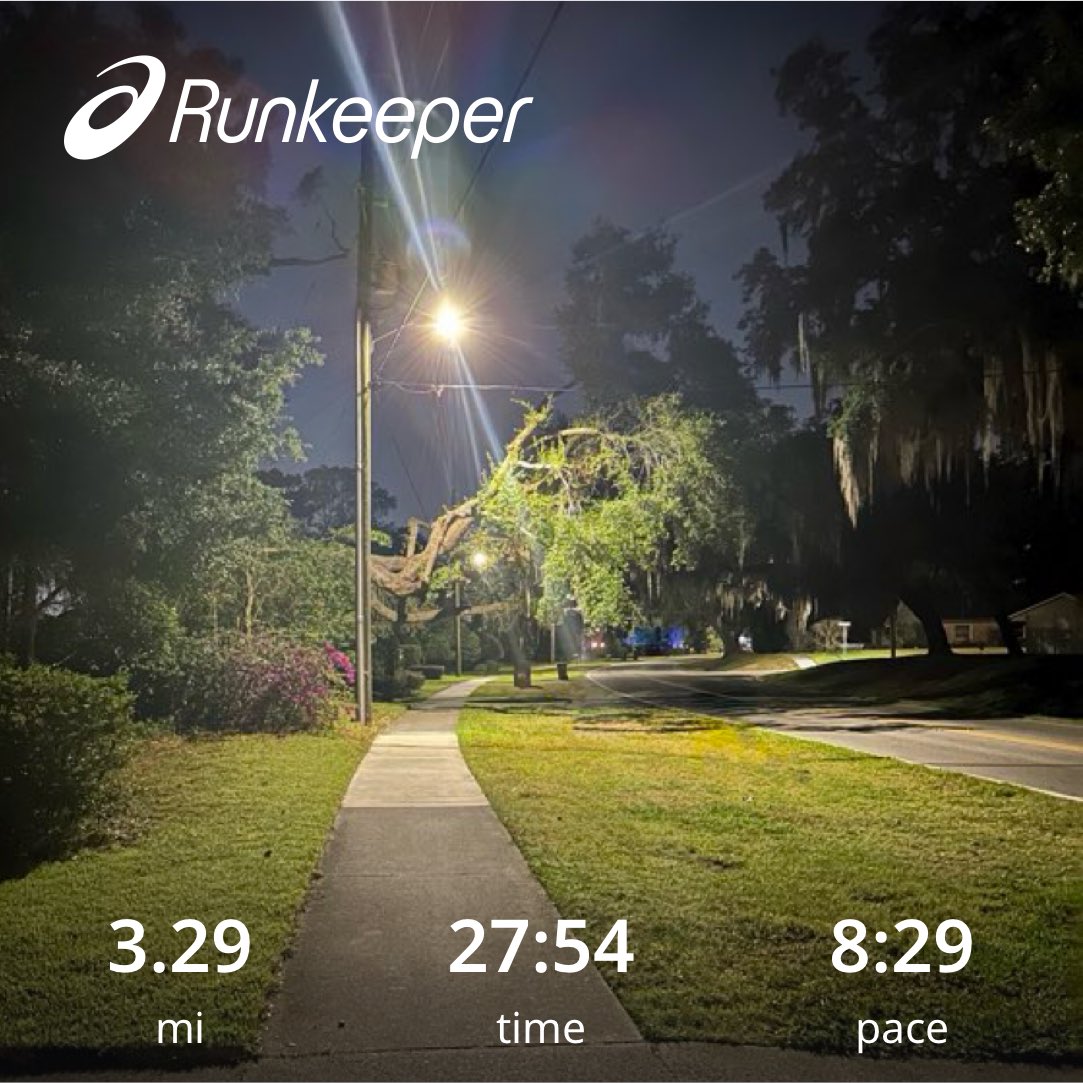 Another good morning for a good run… 

#FitAt46 #RunKeeper #AppleFitness #Asics #FloridaRunner #DailyRunner #StayHard #NobodyCaresWorkHarder #SunriseRunner #RiseAndRun #RunBeforeTheSun #RiseAndGrind #5KADay 

#RunningStreak: 1551 days