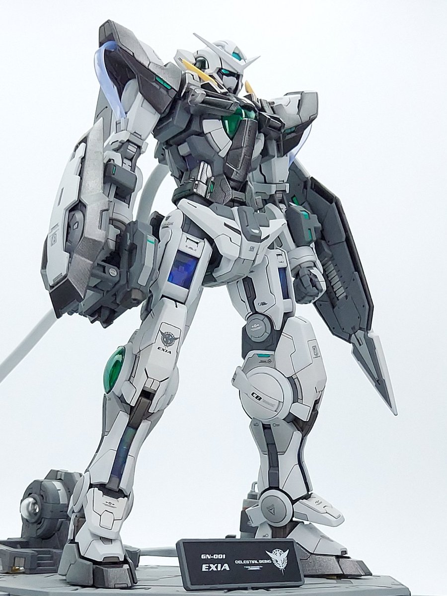 GN-001 GUNDAM EXIA (Roll out color) 完成しました！ MGガンダムエクシアをベースに、ディテールアップを施し、ロールアウトカラーで作成しました！ (ツリーに続く⬇) #ガンプラ #ガンダム00