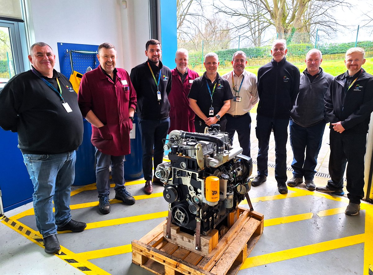 🔊 Cambria News! 🔊 - Students Dig A Generous Donation That Will Help Train Future Generations Of Engineers In North Wales - Read more here: bit.ly/3JGkb2b