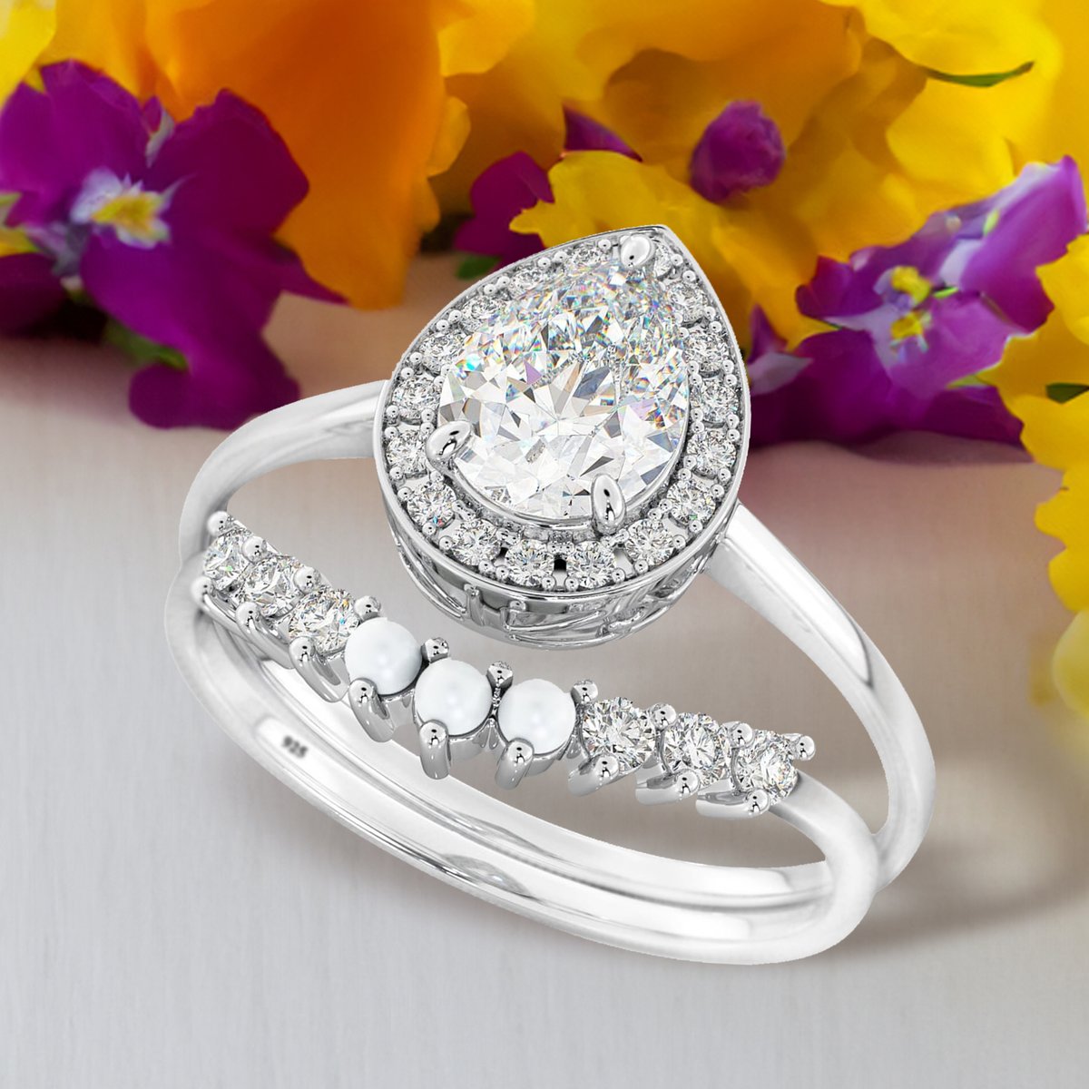Such a special sterling silver ring from Best to Have 💍🥰

Buy now: bit.ly/3oCIW36

#womenrings #weddingrings #lovejewelry #silverjewelry #sterlingsilver #cubiczirconia #fashion #glamorous #besttohave #besttohavejewelry #gift #present #silverring #zirconia #silver925