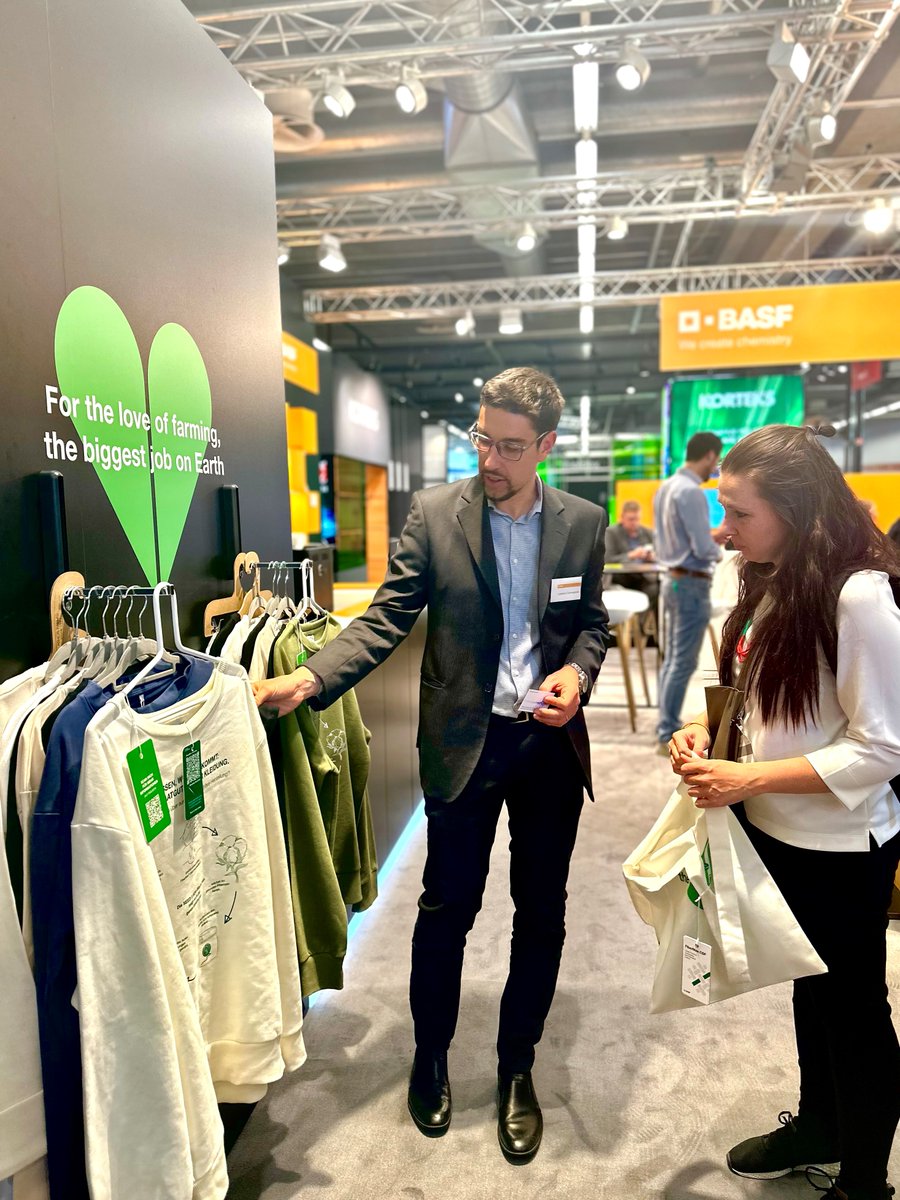 Last week, we had an amazing experience attending the #TechTextil fair in Frankfurt! With 1,700 exhibitors from 53 countries, this event showcased innovation and collaboration in the fashion, textile, and apparel industry.♻️👚 #SustainableAgriculture #SustainableFashion #Cotton