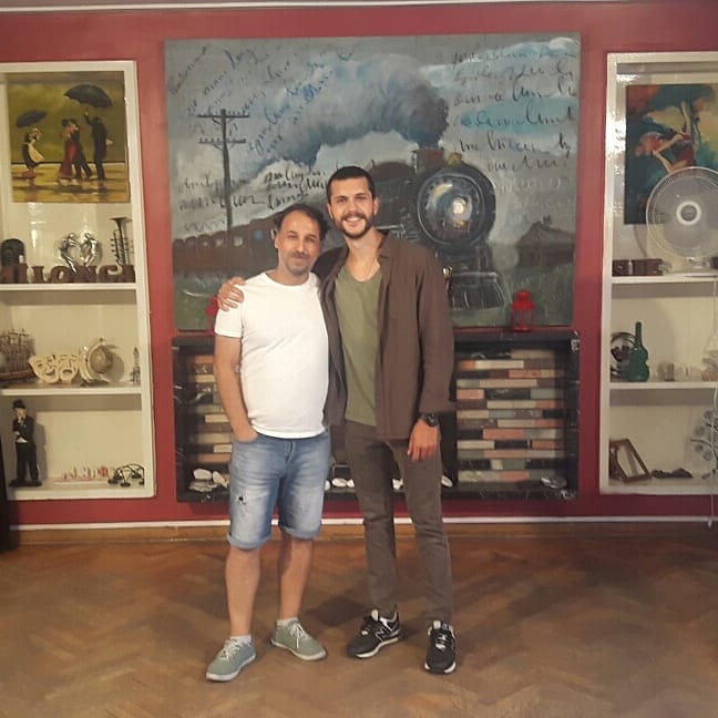 via sunartsanatt instagram :
SunArt Sanat’ın vefalı öğrencisi… Canımız, gururumuz Alperen Duymaz 🎭 
#AlperenDuymaz #tb