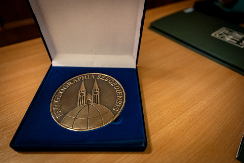 🌍 🏅The Young Researcher Award, Pro Geographia Szegediensis was granted to Gábor Szatmári, Senior Research Fellow of our institute. 📎 More information on the University of Szeged website: u-szeged.hu/sztehirek/2024…