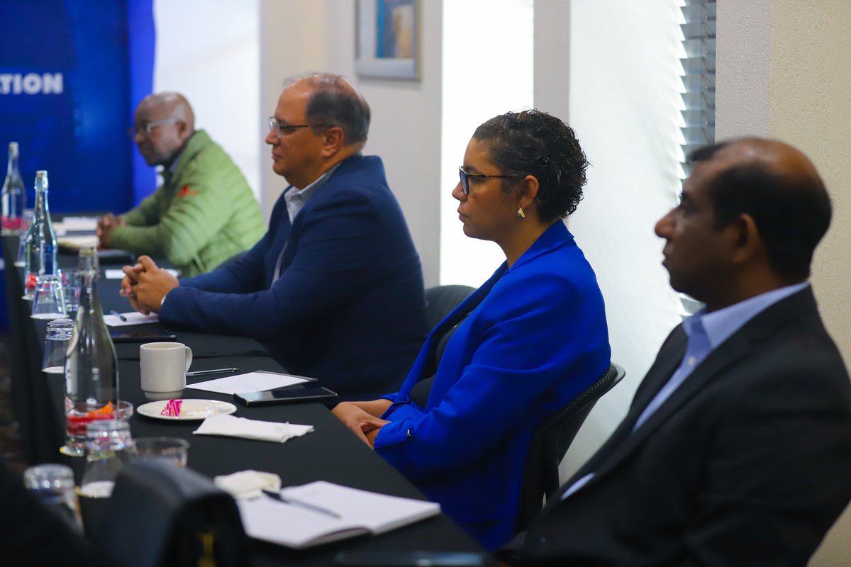 The Deputy Minister, Hon. @MangcuLisa is currently having a meeting with the Road Freight Association (RFA) officials.