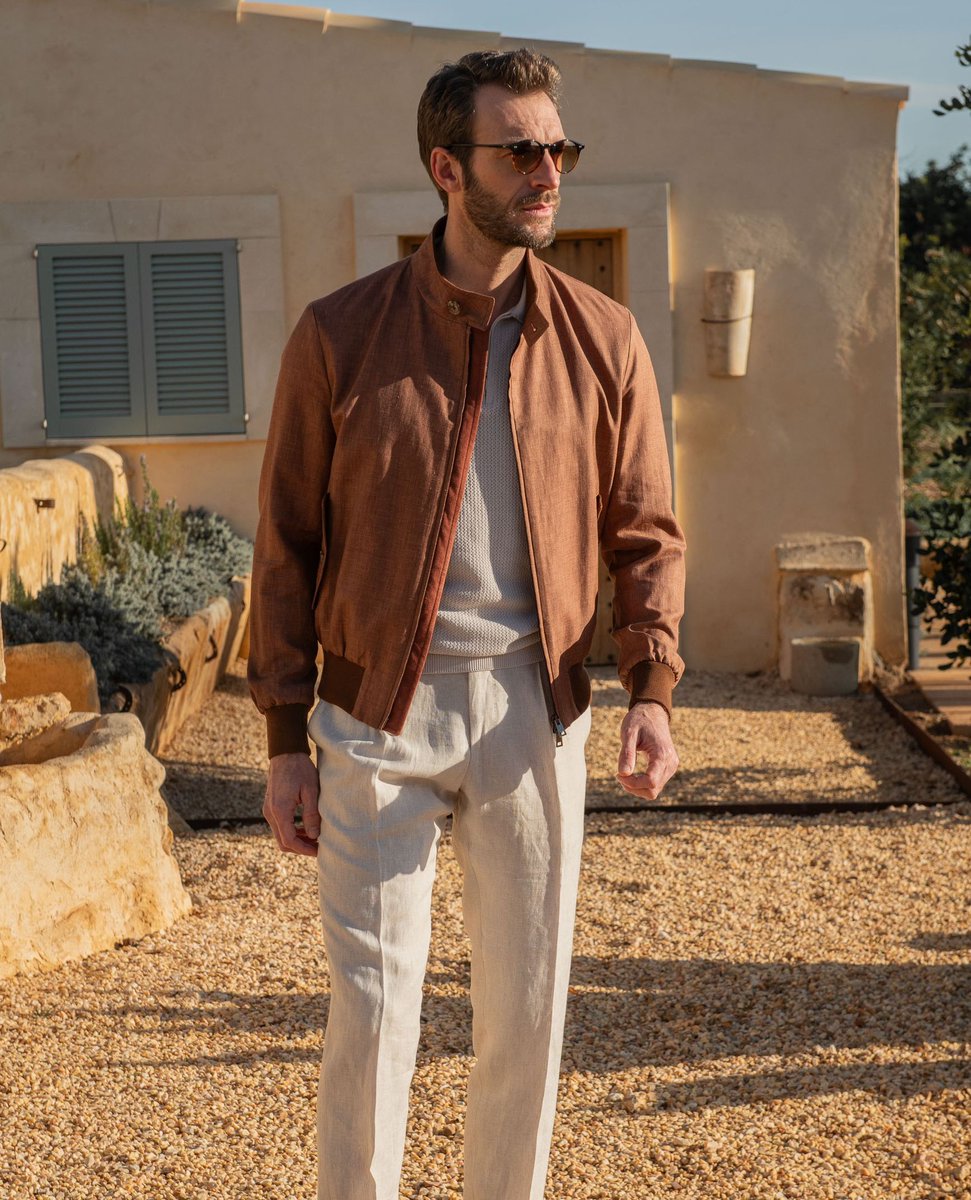 Discover our Rusty Short Jacket, made from lavish Loro Piana fabric in Italy. It's more than just a garment; it's a testament to unparalleled craftsmanship and timeless style.

piniparma.com/products/rusty…

#ItalianCraftsmanship #madeinitaly #jackets #springessential #springstyle