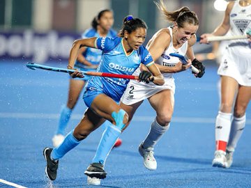 झारखण्ड की बेटी सलीमा टेटे को भारतीय महिला हॉकी टीम का कप्तान चुना गया है। सलीमा टेटे को बधाई और शुभकामनाएं। @TheHockeyIndia @FIH_Hockey