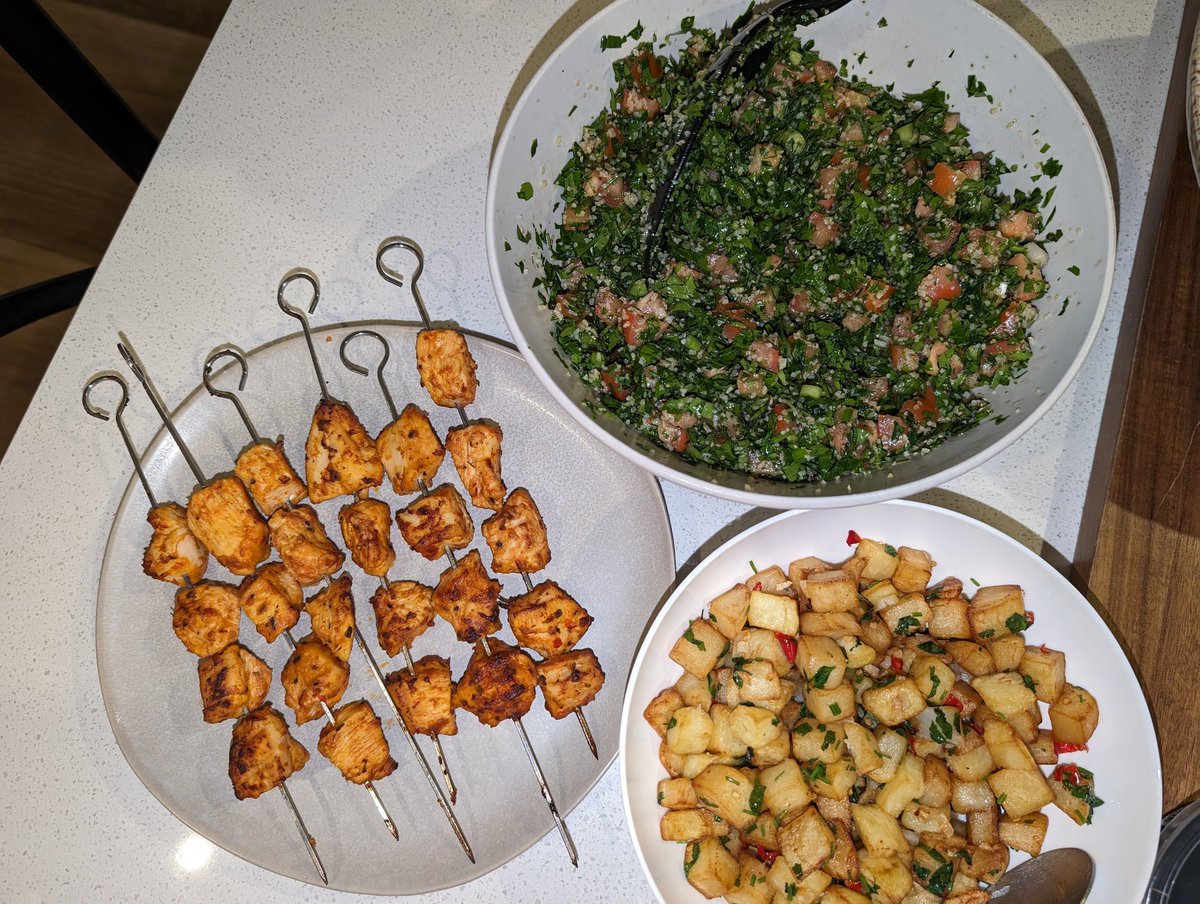 Chicken skewers, tabouli and chilli potatoes ( batata hara )  a very Lebanese dinner #sotasty #dinnertime
