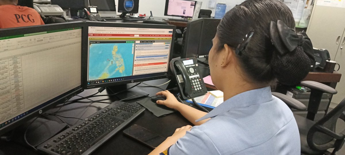 Maritime exercise between 🇫🇷 and 🇵🇭 on #IORIS. FNS Vendemiaire conducted 2 exercises with the NMC, PCG, PN, and BFAR on 26-28 April. Intensive ship-to-shore reporting and coordination on VOIs, and real MEDEVAC #IORIS supporting coordination in critical situations at sea #MARSEC