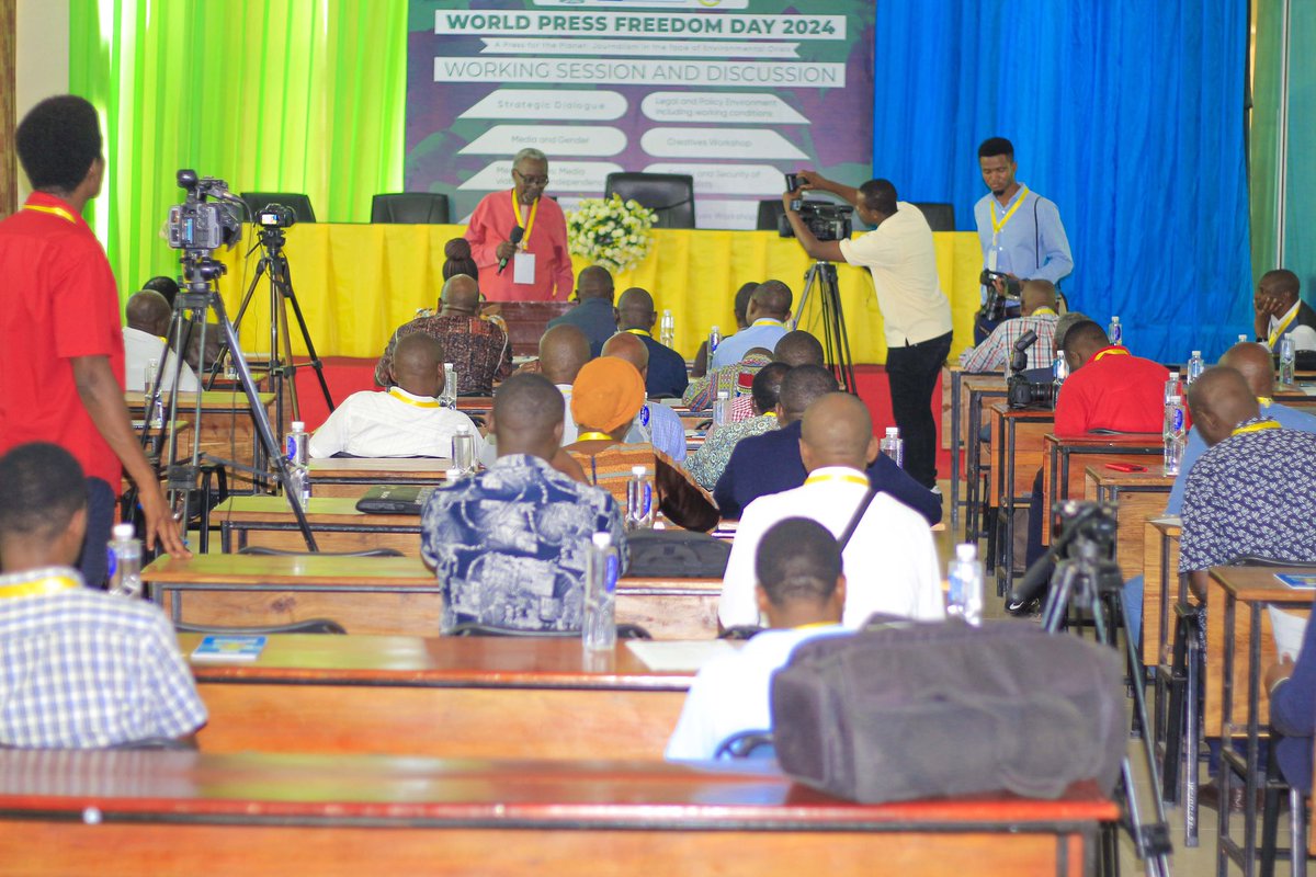 Today, May 2, 2024, LHRC, in collaboration with the Media Council of Tanzania (MCT), conducted a panel discussion on the legal, policy, and institutional frameworks, employment standards of journalists, gender-related issues, and security concerns.