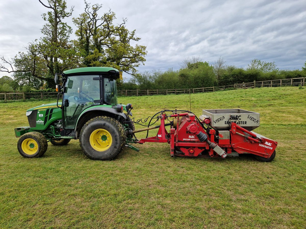 EcosolTurfcare's tweet image. We offer sand banding to provide a secondary drainage system to fine and outfield turf which already has a system of pipes and/or gravel in place. Here we are in action this week at @hartpury . #drainage #sportspitches #BLEC #sandmaster #secondarydrainage