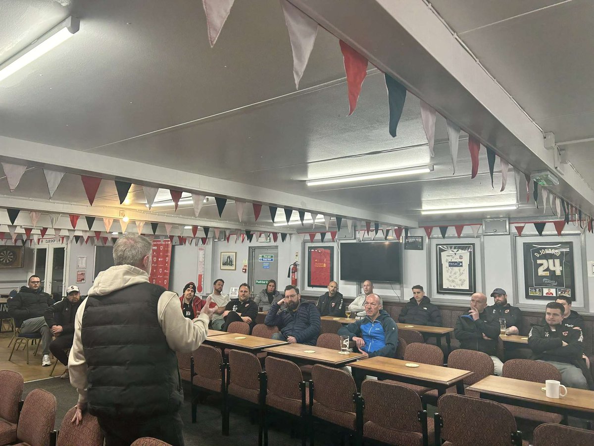 𝗖𝗣𝗗 𝗪𝗜𝗧𝗛 𝗛𝗜𝗚𝗡𝗘𝗧𝗧 On Monday evening, we hosted an in-house session on ethos and coach development for our junior coaches by our Head of Club Development, Craig Hignett.