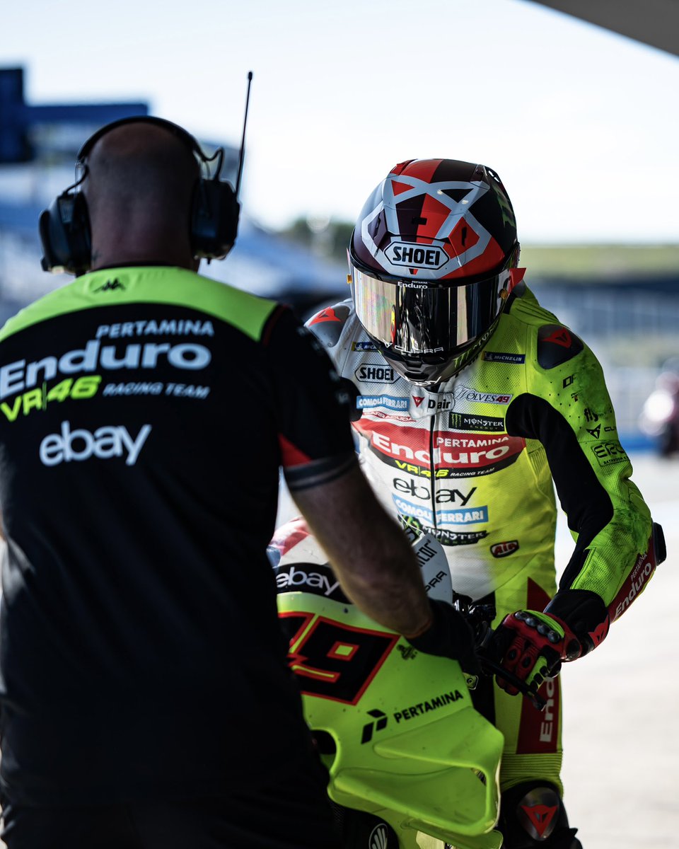 We are still mentally in Jerez 🟡⚪️ @FabioDiggia49 @Marco12_B #Aiafood #SpanishGP #PertaminaEnduroVR46RacingTeam #MotoGP #MB72 #Diggia49 #VR46