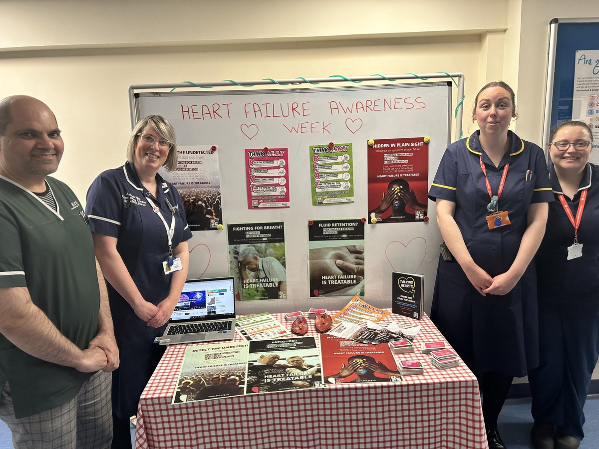 It’s #HeartFailureAwarenessWeek and the community and acute HF team are at Derriford spreading awareness. Collaboration at its best @UHP_NHS @livewellsw #FindMe #FreedomFromFailure