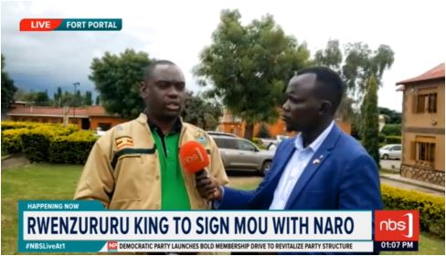 The Rwenzururu King, Charles Wesley Mumbere, is set to sign a Memorandum of Understanding with the National Agricultural Research Organization.

@NabimanyaJuliu

#NBSUpdates #NBSLiveAt1