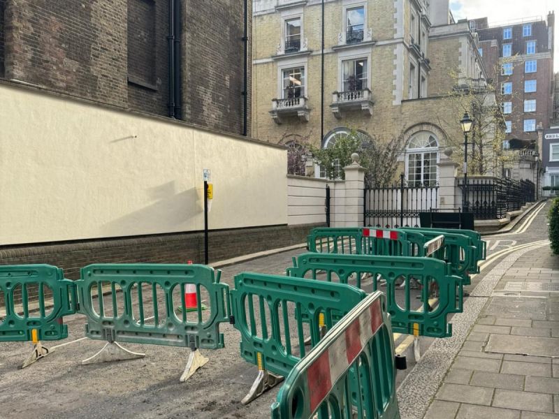 At my London home in Mayfair, where I've never encountered a proper road crater, they recently shut down all the roads around me for resurfacing.

Why do some councils have money for this, even when it's unnecessary, while others are so woefully underfunded?! #potholes 2/