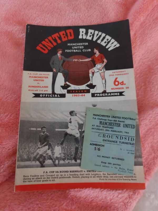 VINTAGE MANCHESTER UNITED/MAN UTD v SUNDERLAND FACUP TICKET 1964(RARE) £9.99 currently 1 bid, 12 watchers Ends Mon 6th May @ 8:00pm ebay.co.uk/itm/VINTAGE-MA… #ad #safc