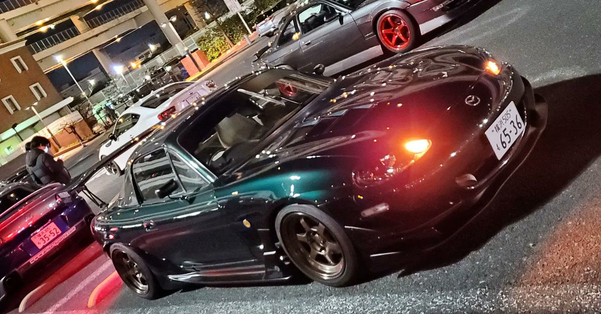 Even though we're at Daikoku several times a week, we never get tired of it and these are some of the reasons why 😆. 

#daikokupa #NSX #NA1 #NA2 #porsche #hakosuka #rwb #S2000 #S14 #silvia #miata #daikokutour #jdmtour #daikokupatour #wanganmidnight #midnightclub #midnightracing