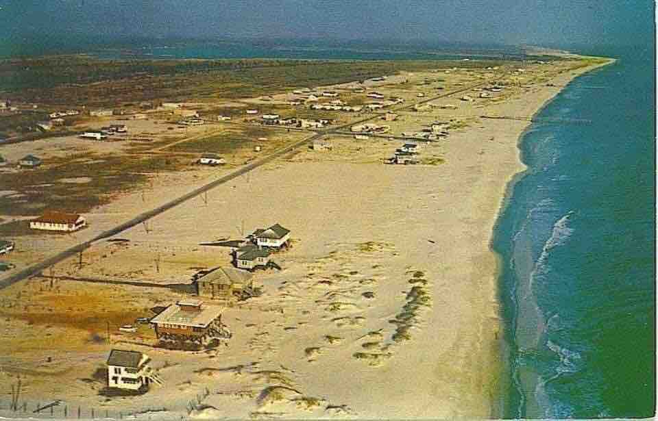 Throwback Thursday! Who else remembers Gulf Shores in the 50’s? 
Share a memory below ⬇️ 

#worldimpact #gulfcoast #throwbackthursday #gulfshores