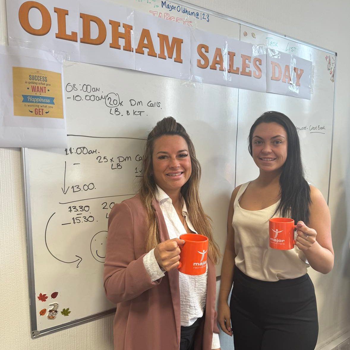 It's a big sales day today in the Oldham branch today! Katie and Leanne were ready to attack the day this morning (after a brew obvs)

If you would like to speak to the Oldham team call them on 0161 669 5779.

#oldham #oldhamjobs #oldhamstaffing