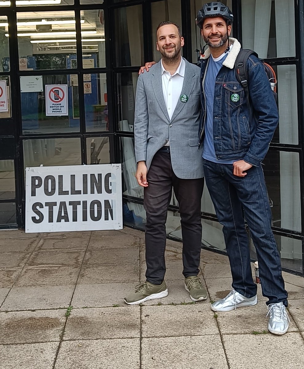 Visited Walthamstow, been out in East Croydon - see you soon Southwark! Lots of Londoners to talk to before 10pm! Remember photo ID & voting for @ZoeGarbett and @TheGreenParty with all 3 votes! #GetGreensElected #3VotesGreen 💚💚💚