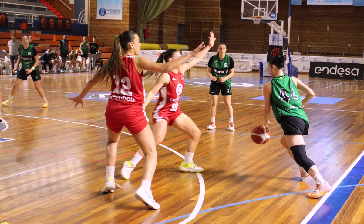 🟢⚫️ Derrota als quarts de final del #FEBJuniorF2024 

@Penya1930 46-53 @cbalcobendas 

A lluitar per la cinquena plaça final! 💪

#BadalonaÉsFutur #SomElBressol