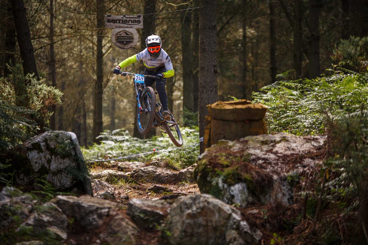 #FormaciónFCG | Xornada de Tecnificación FCG de Descenso

🚵‍♀️🚵‍♂️ Este sábado no Monte Xalo

🔗 fgalegaciclismo.es/index.php/es/s…