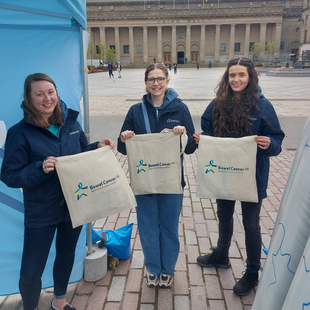 Today is our final day in Dundee. We’ll be at High Street & City Square until 4pm today. If you’re in the area, come along and chat to our friendly staff and volunteers. They’re here to raise awareness and answer any questions you have about #BowelCancer.