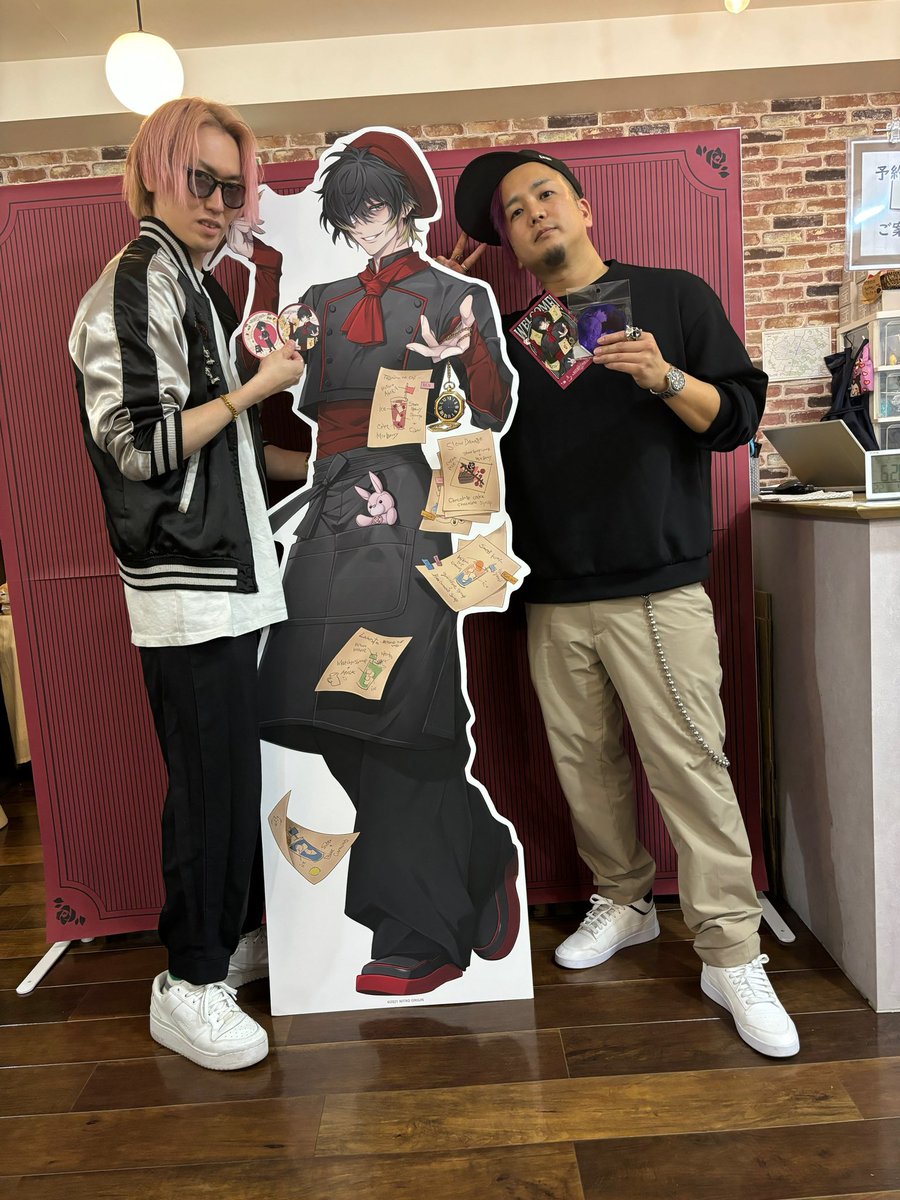 arkta_band's tweet photo. 現在キラルコラボをしている@eeo_Cafe にARKTAで遊びに行ってきました！
皆さんも絶対遊びに行くべし！
ARKTA at eeo Cafe in Ikebukuro! We had a lot of fun! You all should go if you’re in Japan!
#ニトロキラルフェア https://t.co/RAEZDukos1