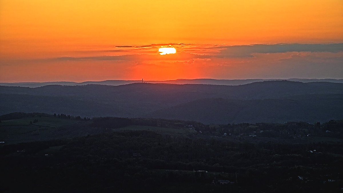 SPECTACULAR! Sunrise seen this morning from Binghamton, NY. #Sunrise #NYwx