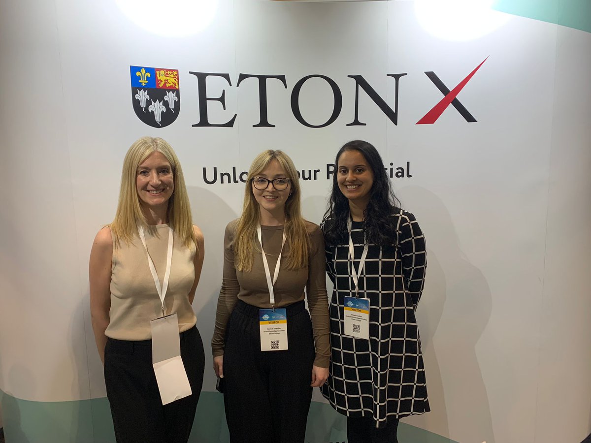 Had an amazing time as a team at the Schools & Academies Show @SAA_Show yesterday at the @ExCeLLondon!🌟 It was such a fantastic opportunity to connect with industry peers, attend insightful talks, and catch up with the @etonxonline team at their stand! #SAASHOW #industryevents