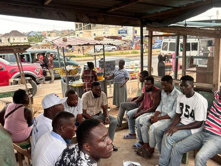 Yesterday, the Parliament candidate for Weija-Gbawe @Jerry_Shaib met with Taxi drivers and okada riders within the Constituency.

*#JerryForParliament2024*
*#JerryForWeijaGbawe*
*#ItIsPossible*