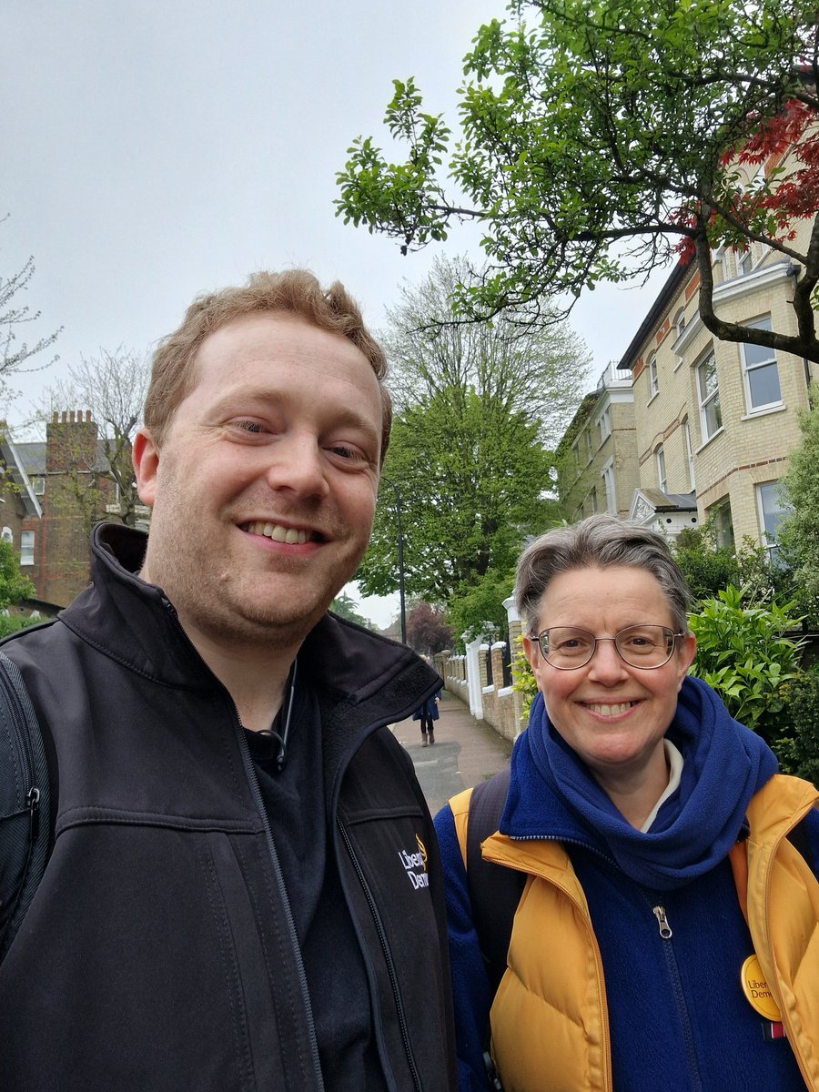 #Pollingday canvassing  for @CamdenLibDems with @JGrauberg and Tim harcourt is a new way to celebrate my birthday ! #Robcan #votelibdem #LondonElections2024
