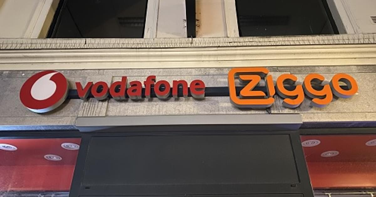 VodafoneZiggo start 2024 met solide eerste kwartaal: VodafoneZiggo begint 2024 met solide financiële resultaten over het eerste kwartaal. Ten opzichte van het eerste kwartaal vorig jaar steeg de omzet met 1,6 procent tot 1,026 miljard euro en het… dlvr.it/T6Jk99