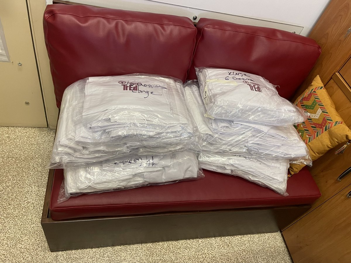 TrEd lab coats are now cleaned and packed!
I am very grateful to the Laundry Department @AUB_Lebanon for their marvelous job cleaning all clothes that got stained from the food coloring that we used during our grandiose #ChemCarnival.
#TrEd
#TransformativeEducation