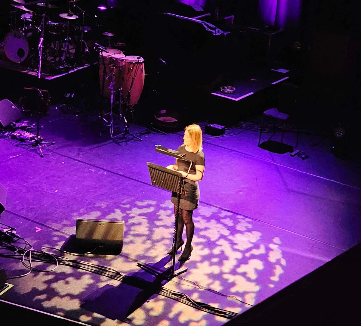 It’s been a bit of a turbulent few days of illness and injury in the McNeill household but last night will live long in the memory Thank you to friends and fellow performers for all their support as I read poems on stage at Glasgow Concert Hall to raise funds for @MedicalAidPal