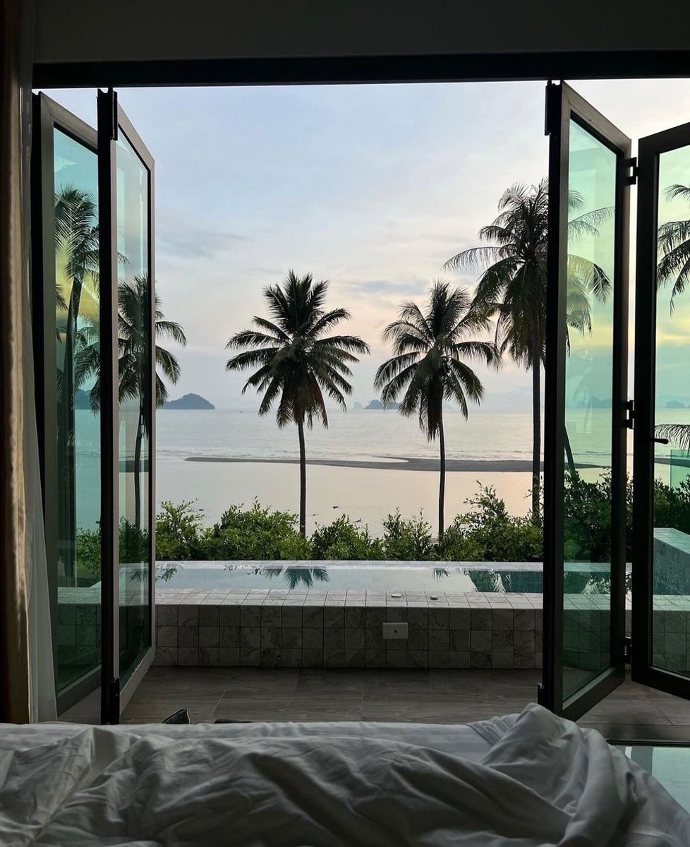 tmbIrpics's tweet photo. Imagine waking up here https://t.co/Ub6JMT3d35