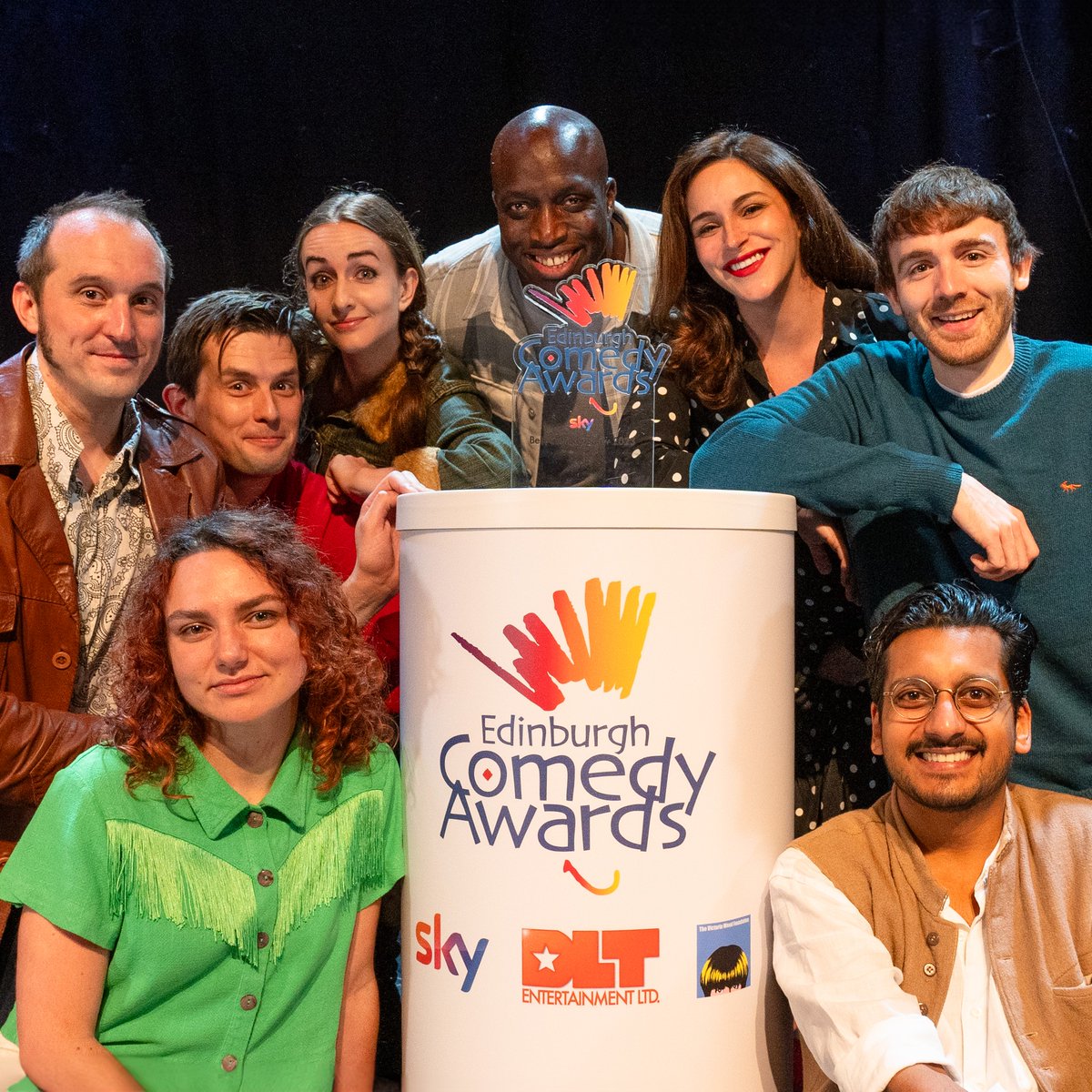 Do you want to go to the Edinburgh Festival Fringe for free? Can you handle more than 100 hours of comedy in 2 weeks? We're offering you the chance to be an Edinburgh Comedy Award Panellist! Follow the link for more info and apply before 2pm on 15th May. comedyawards.co.uk/the-panel/comp…