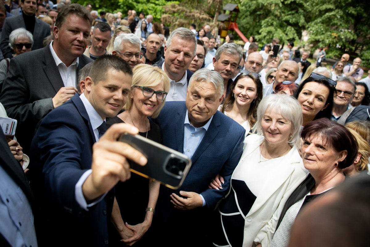 ❗️ During his campaign tour in Nyíregyháza, @PM_ViktorOrban highlighted the stark contrast between his government's tangible achievements and the opposition's empty promises, emphasizing that voting for the left equates to supporting war.

❗️ Highlighting the gravity of the…