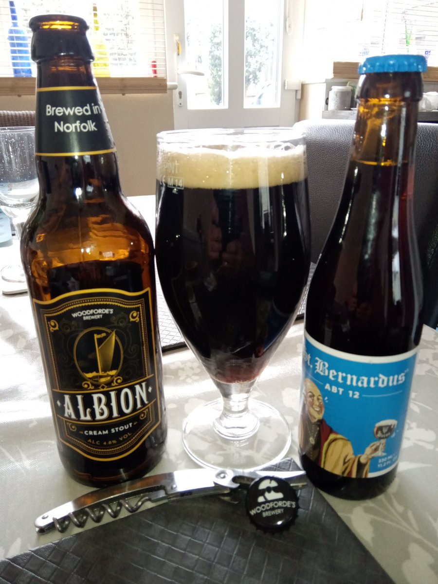 Beer O'Clock. The show goes on 🐈‍⬛ I've managed to miss the new @WoodfordesBeer stout, Albion, on draught but grabbed a bottle at the weekend. A light bodied 4.8%ABV #beer. Coffee, chocolate and hint of dark fruit on the nose, chill to 8oC on a hot day; refreshing. Cheers 🍻