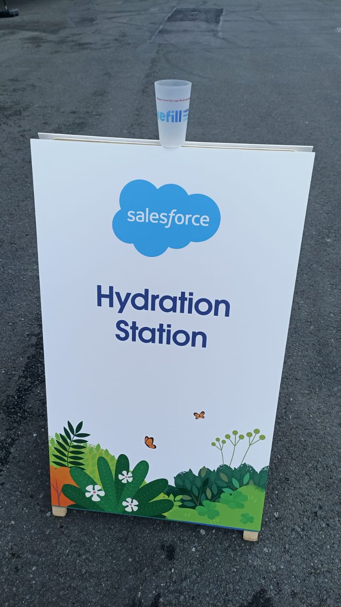 Delighted to be supporting @cmsmarketing for their 5K/10K & Half with @salesforce at @LeopardstownRC today - Going green with Refill.ie #runforfun #nowaste