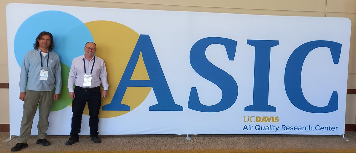 👋 Greetings from RADICAL team members @johnwenger9 and @hellebuststig who are enjoying the presentations at @UCDavisAQRC for the Air Sensors International Conference in California #ASIC2024 #airsensors #airquality #OHradical