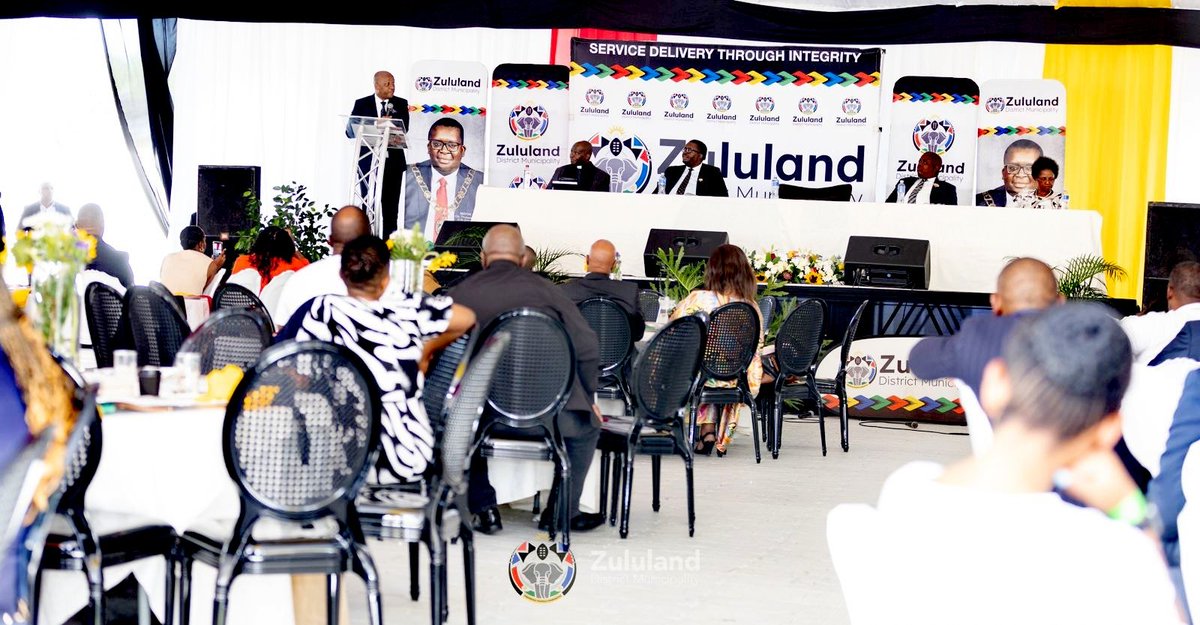 Ms_Msimango's tweet photo. I had the honour to be a speaker at the ZDM Business Breakfast. I shared on how the ZDM can leverage off the Zulu Kingdom and the Royal family. The Kingdom2Kingdom Tours can ensure Millennium Development Goals are achieved.

 #kingdom2kingdomtours #zululanddistrictmunicipality https://t.co/UaHobFUJou