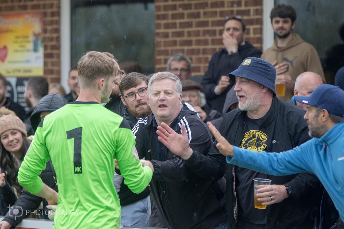 TobySteward12's tweet image. Thank you to everyone @GosportBFC for a great experience on loan. Gutted we couldn’t go all the way but very proud of an amazing season💛💙

-40 games
-15 clean sheets 
-supporters player of the season
-best defensive record in the league 
-Play off semi final
